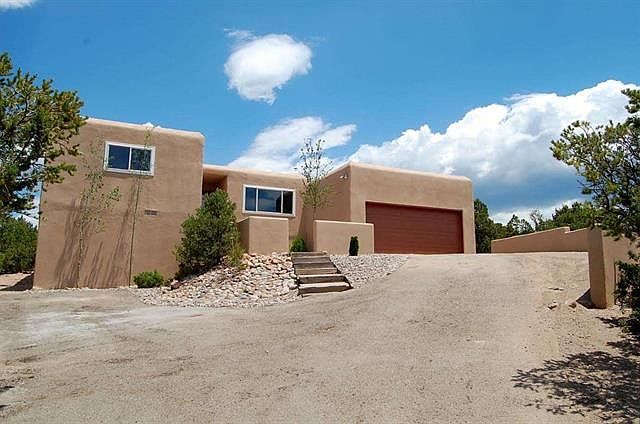 1st image of 401 Calle De Anza
