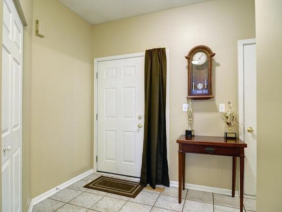 1st image of 2977 Kentshire Cir