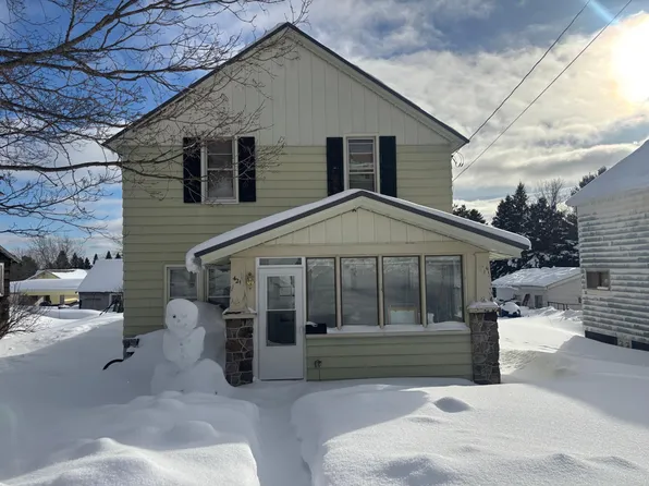 421 Kennedy St, Ironwood, MI 49938