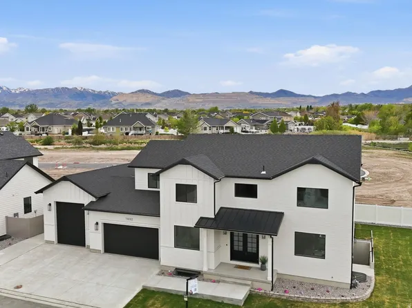 11692 S Myers Park Ln W #107, Riverton, UT 84065
