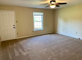 1165 Lawrence Rd, Murfreesboro, TN 37128