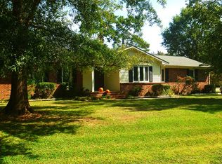 800 Hedrick Blvd, Morehead City, NC 28557