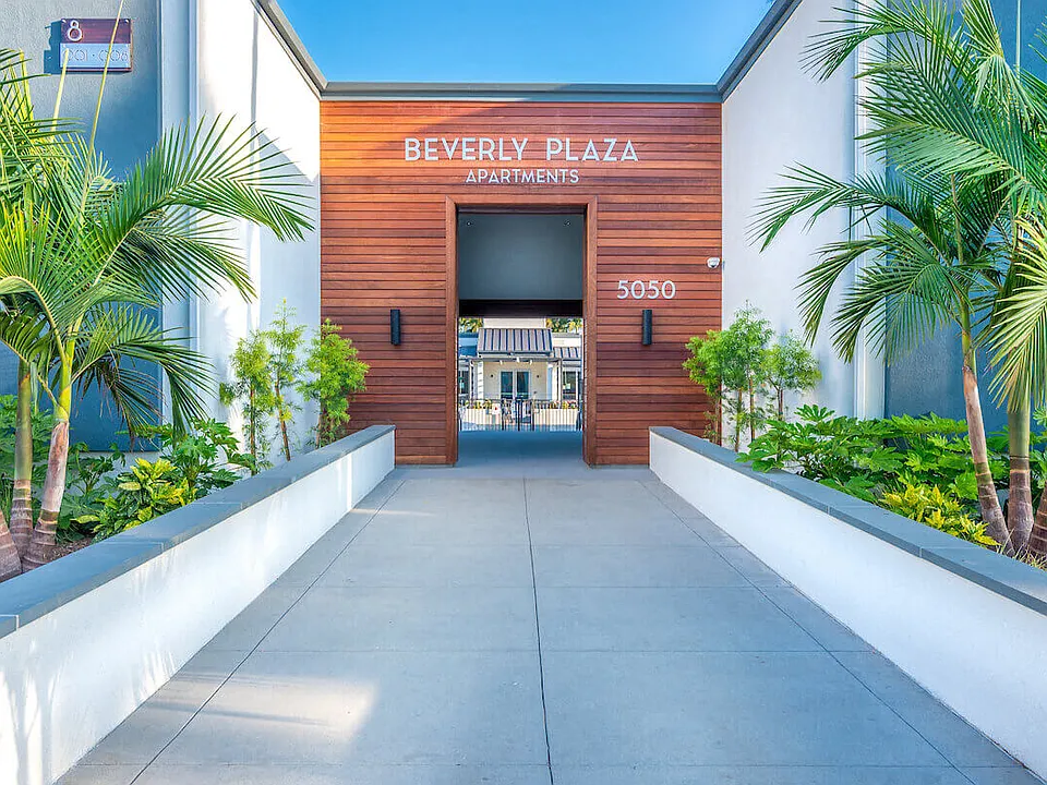 Beverly Plaza Apartments