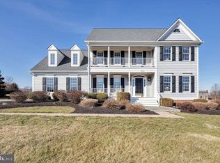 39100 Fry Farm Rd, Lovettsville, VA 20180