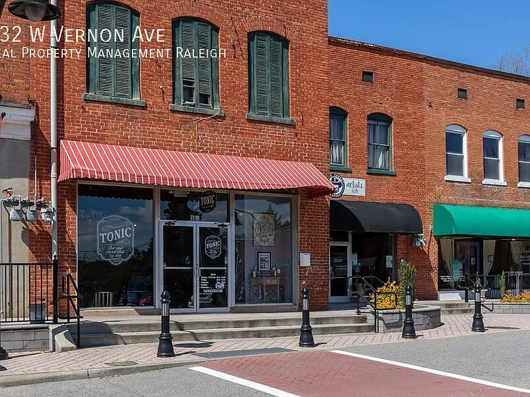 132 W Vernon Ave — Photo 41