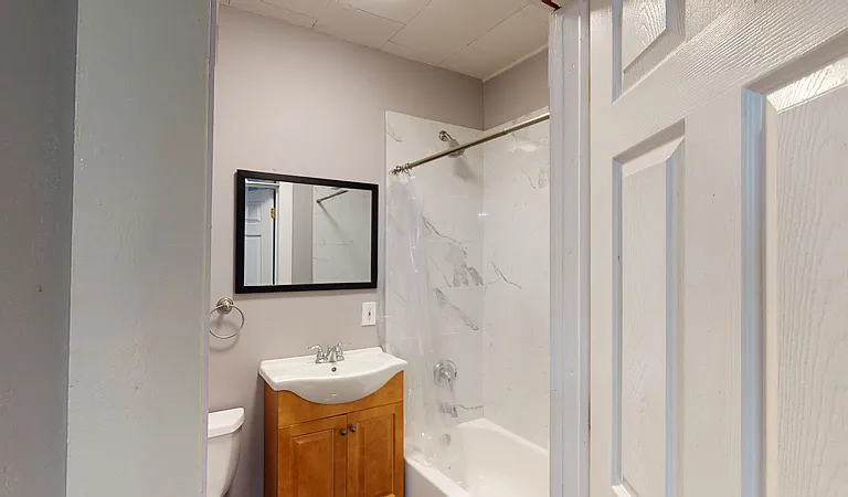 305 S Beech St — Photo 7