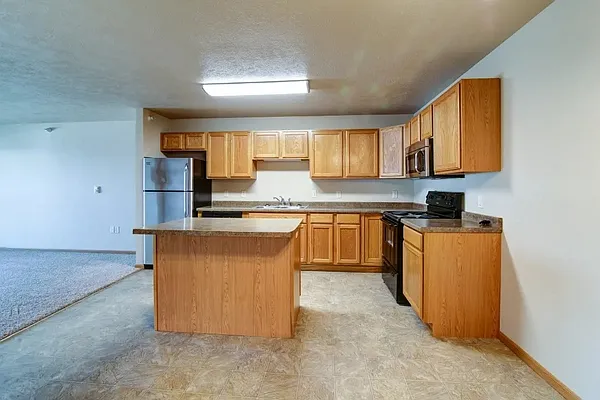 Meadow Ridge Apartments — Photo 14