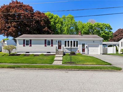 51 Stone Dr, Cranston, RI, 02920