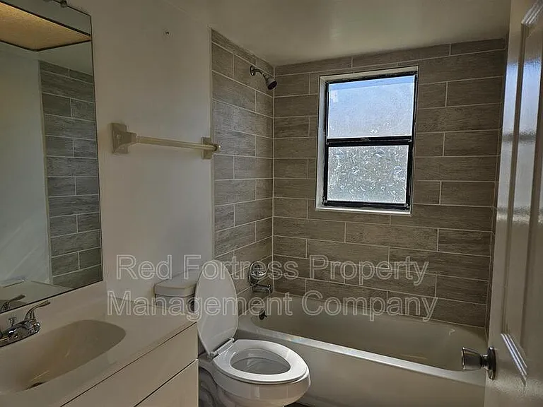 4031 SW 7th Pl — Photo 13