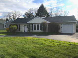 2080 Baker Ave, Niskayuna, NY 12309