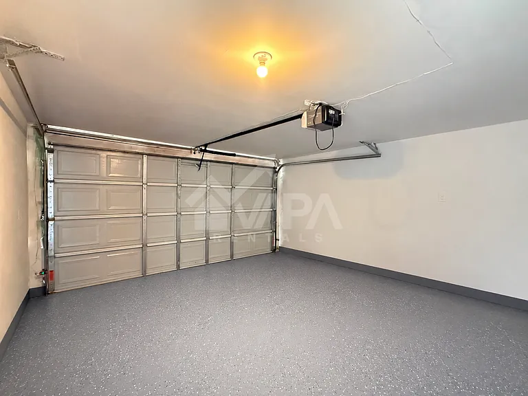 2706 Lakebriar St — Photo 18