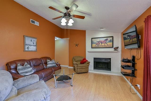 1st image of 1104 Harwell Dr APT 1522