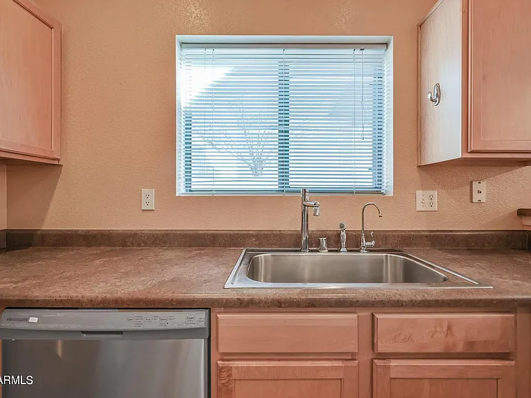 2621 E Waterview Ct — Photo 9