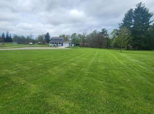 24 Hunting Trail Ave, Quincy, MI 49082