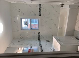 13144 230th St, Springfield Gardens, NY 11413