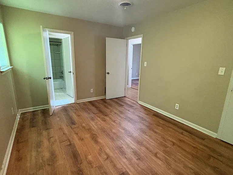 321 Sultan Ct — Photo 7
