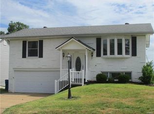 2794 Rosewood Dr, Arnold, MO 63010