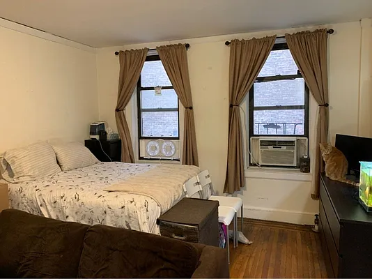 Rented by United Realty Equities | media 5