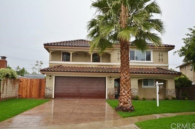 1st image of 109 N Deseret Cir