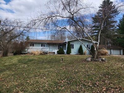 4330 Cross Rd, White Lake, MI, 48386