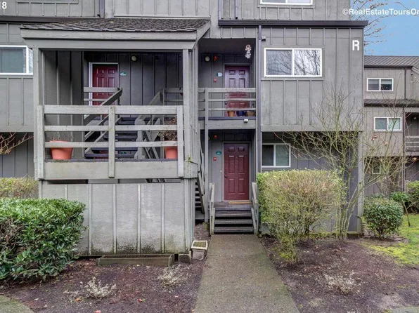 4 Touchstone Ter Unit 109, Lake Oswego, OR 97035