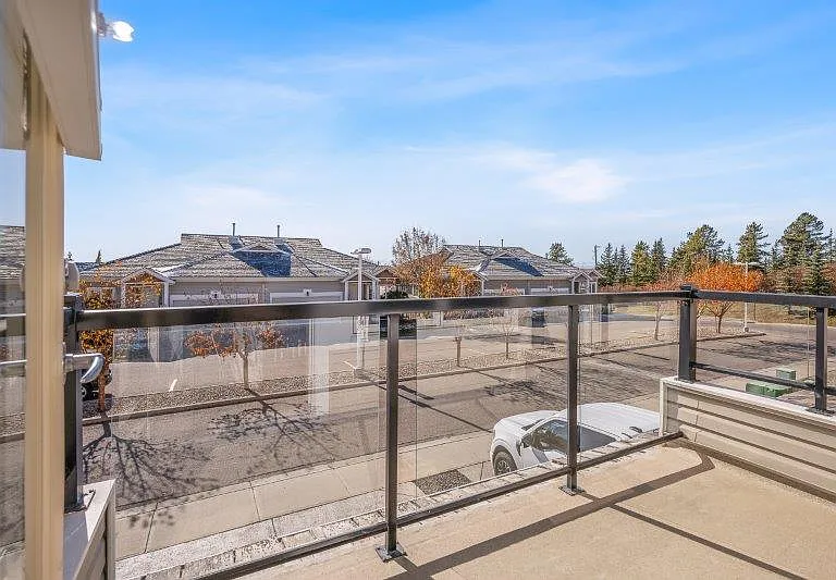 544 Rocky Vista Gdns NW — Photo 12