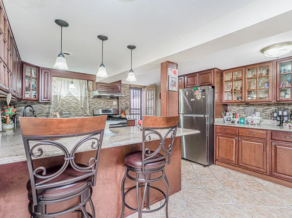 6221 23rd Avenue image 12 of 41