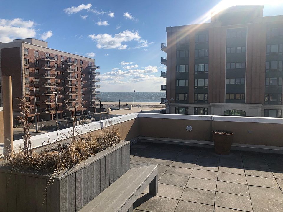 1st image of 255 W Broadwa #201