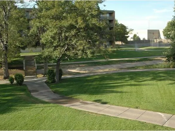The Crossing Apartment Homes