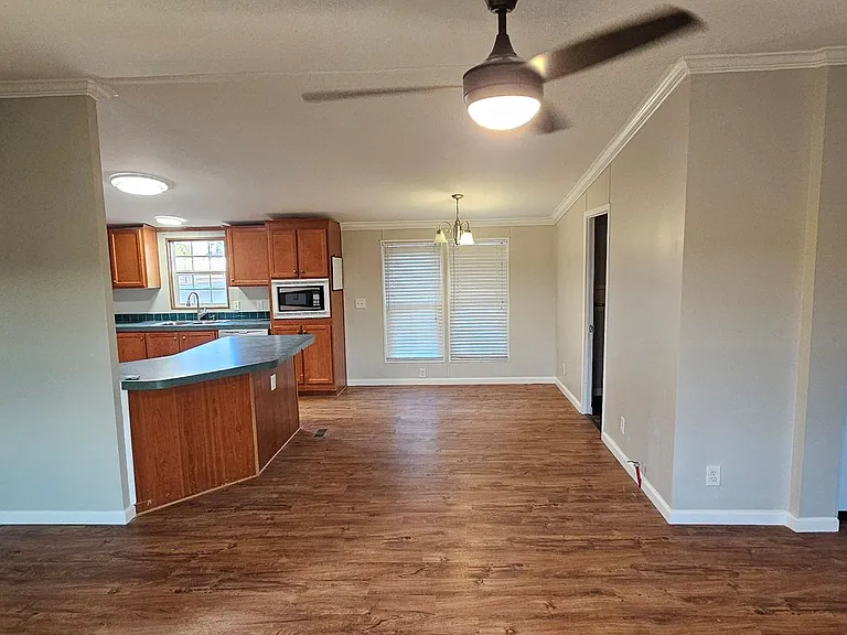 114 Pittman Rd — Photo 7