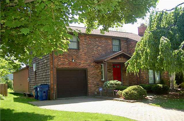 1st image of 296 Roycroft Blvd
