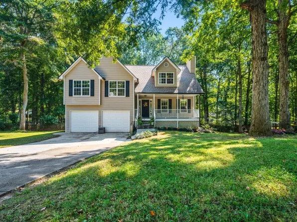 35 Boones Ridge Dr, Acworth, GA 30102