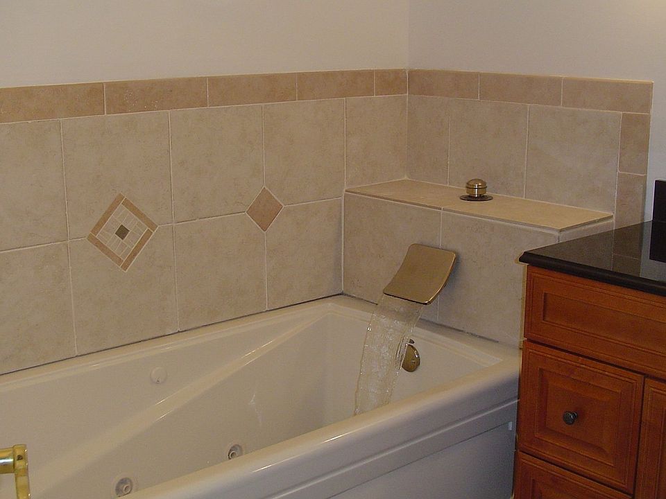 Waterfall spout to Jacuzzi Master Bath