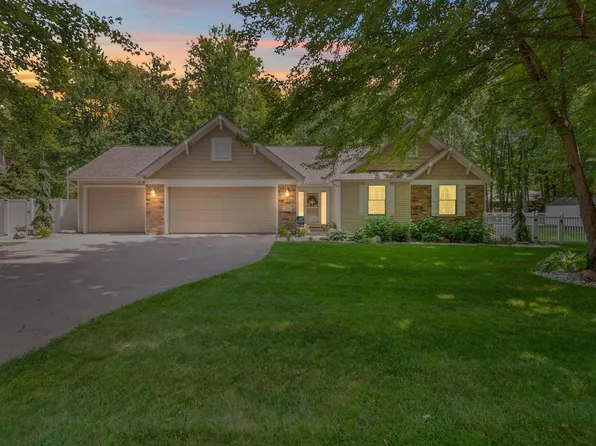 231 Aaron Dr, Coldwater, MI 49036