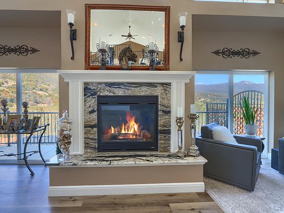 4th image of 42038 Empty Creek Rd