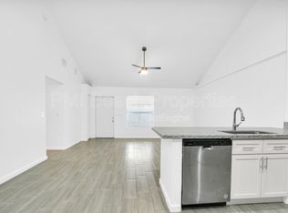 13998 Folkestone Cir, Wellington, FL 33414