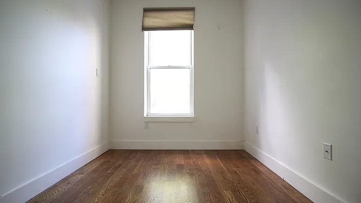 Rented by Nooklyn NYC LLC | media 41