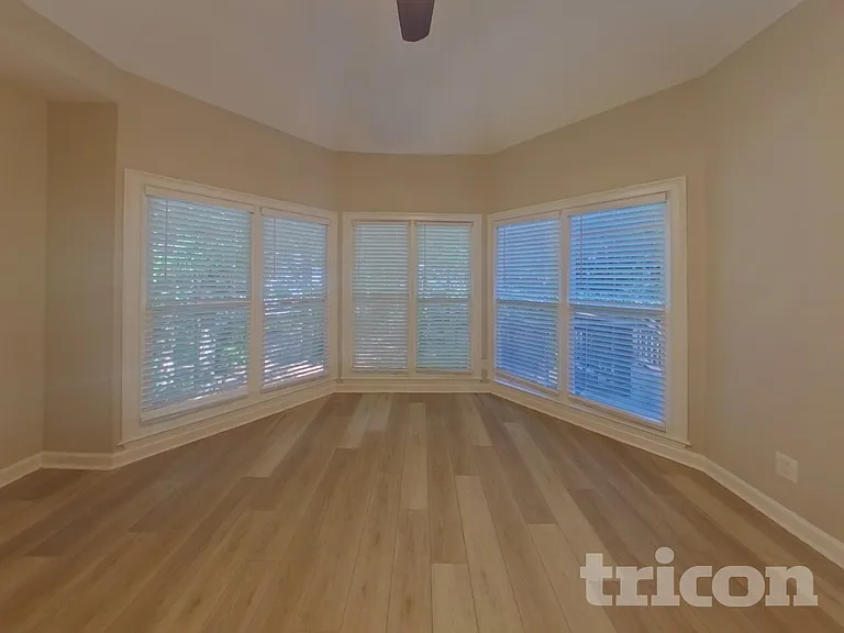 100 Wyngate Dr — Photo 3