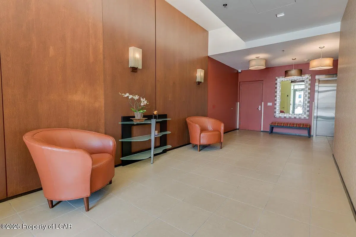 2 bed, 1.5 bath, 1400 sqft, $2,650 — Photo 4