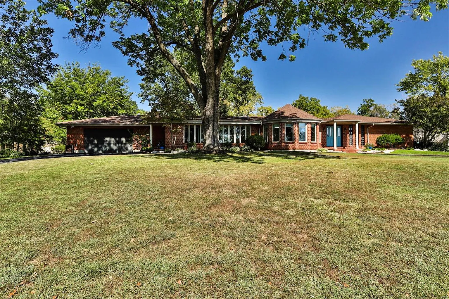 10101 Courtwick Dr photo 1