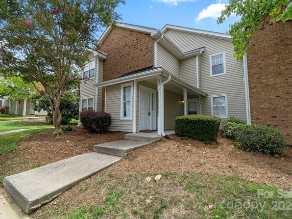 7825 Davinci Ln APT A, Charlotte, NC 28226