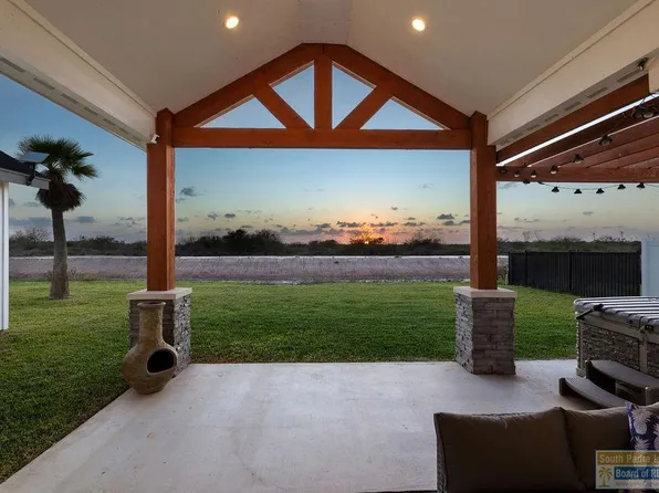 124 Torrey Pines Rd, Laguna Vista, TX 78578
