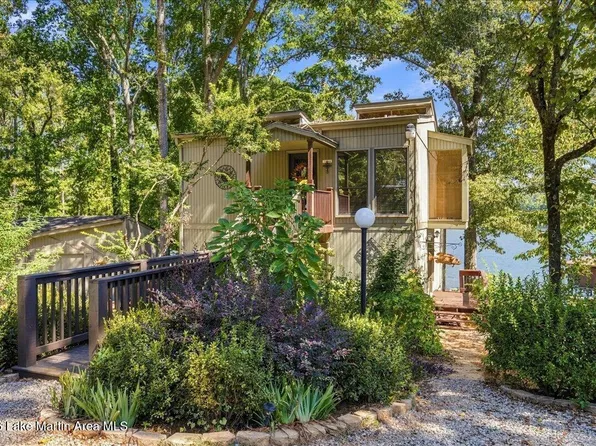 140 Natchez Rd, Dadeville, AL 36853