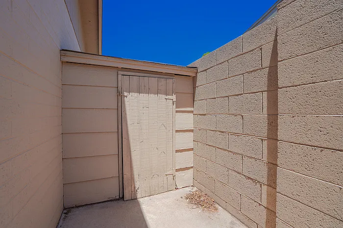 845 W Romo Jones St — Photo 4