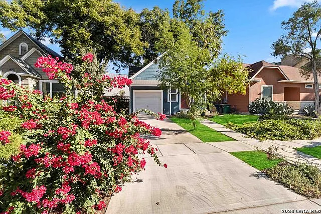 749 E Ashby Pl — Photo 22