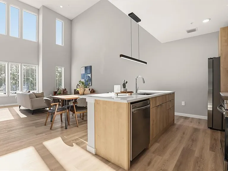 2316 E Concord St #7 — Photo 7