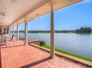 2008 Wickersham Dr, Huntsville, TX 77340