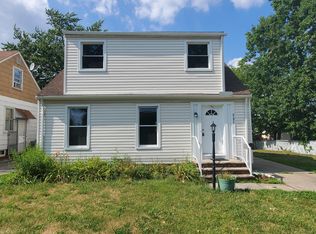 21611 Hillgrove Ave, Maple Heights, OH 44137