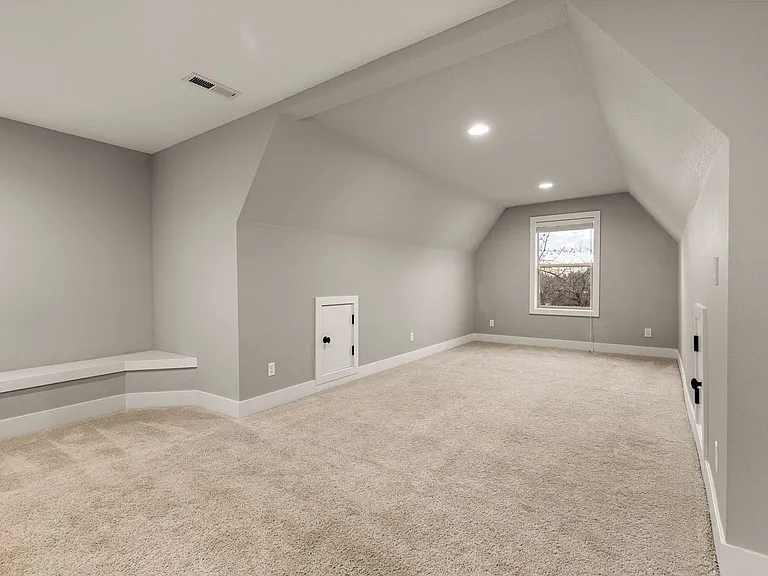7898 SW Capitol Hill Rd — Photo 18