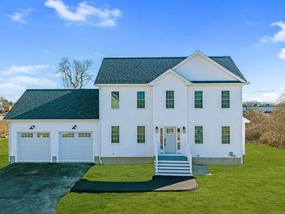 1 Ritas Way, Fairhaven, MA, 02719